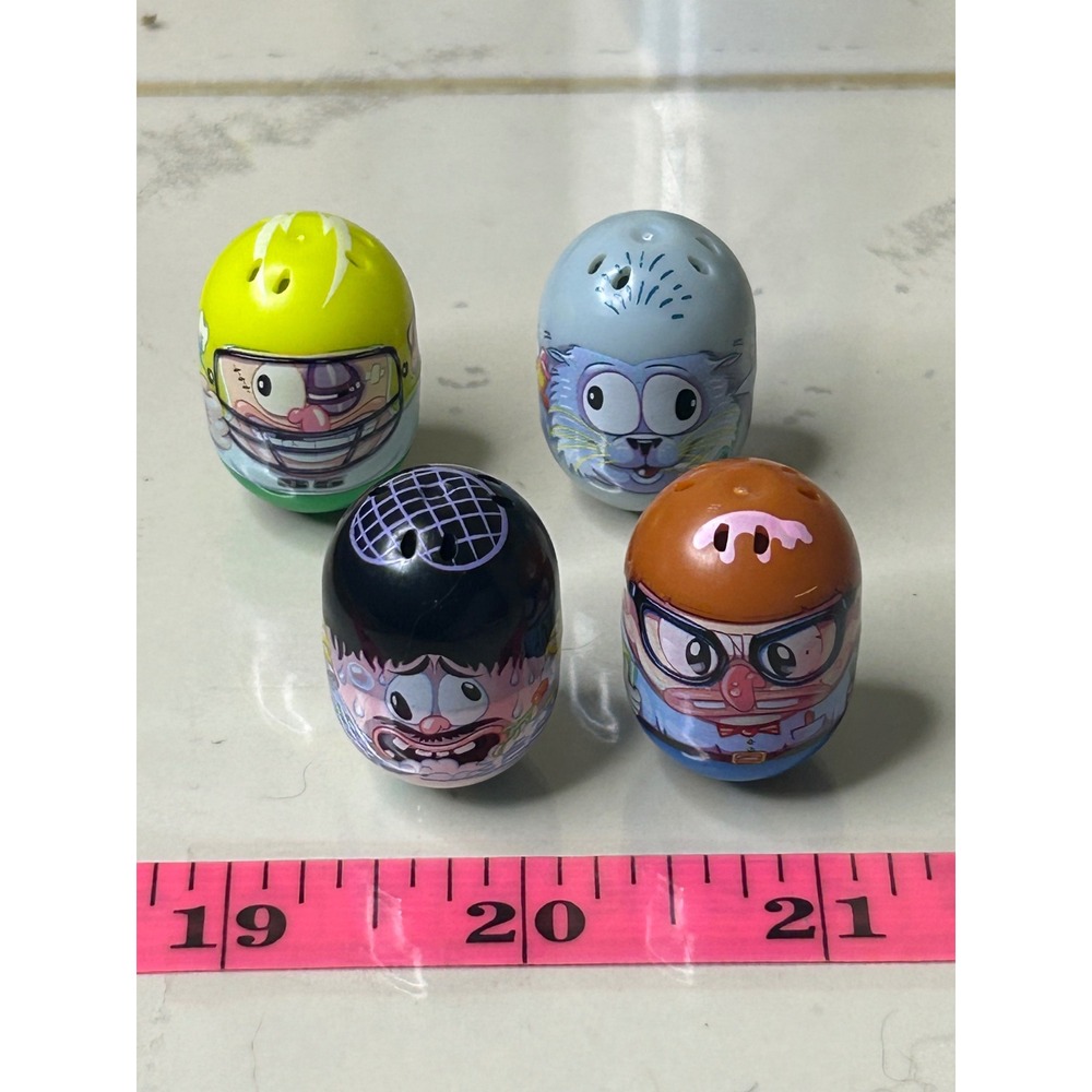Moose Toys Mighty Beanz M70 Lot‎ of 4 Dishwasher Footbrawler Sea Lion Nerd